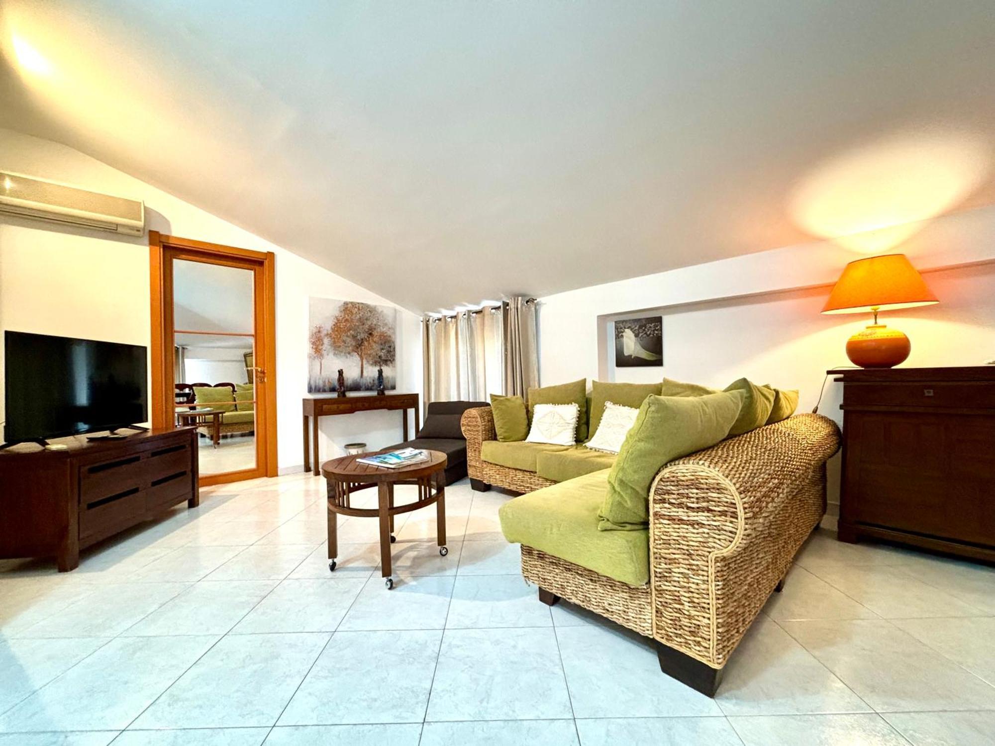 Apartmán Longlife Isbingias Cagliari Exteriér fotografie